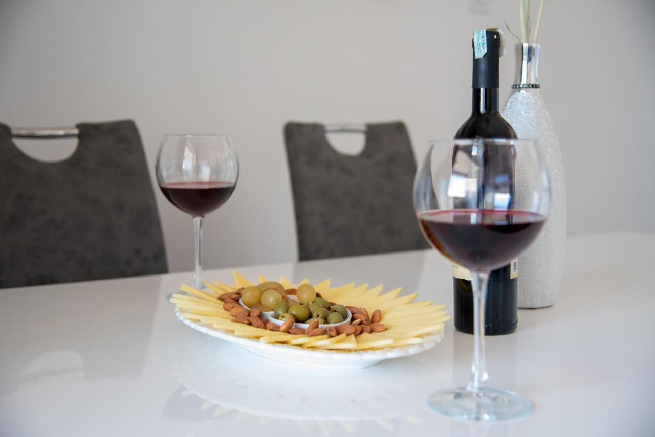 Apartman Ante Лівно Екстер'єр фото