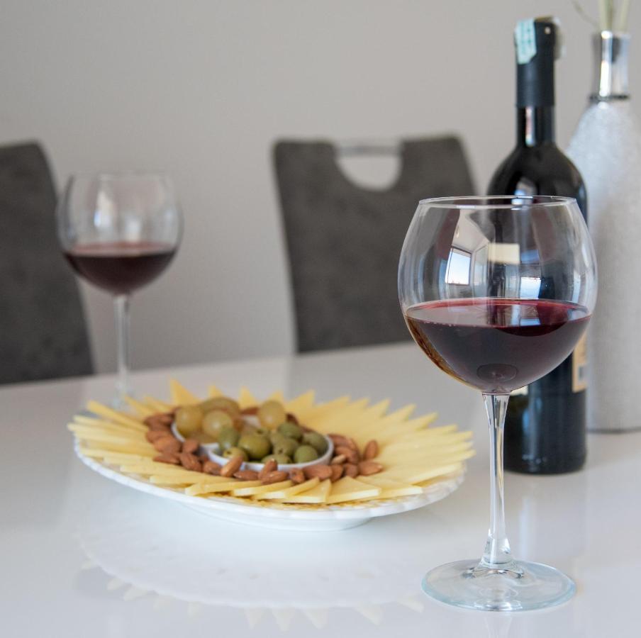 Apartman Ante Лівно Екстер'єр фото
