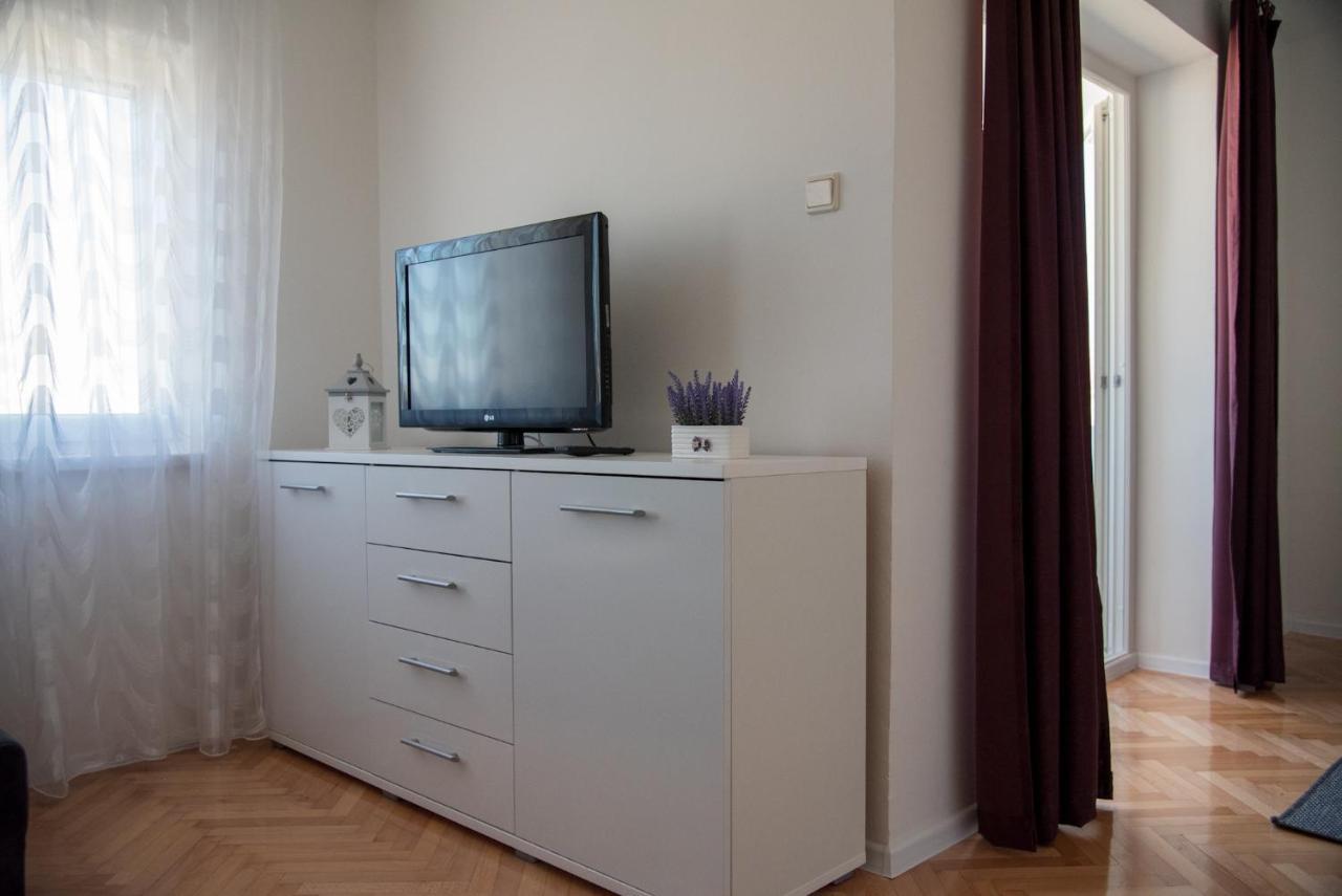 Apartman Ante Лівно Екстер'єр фото
